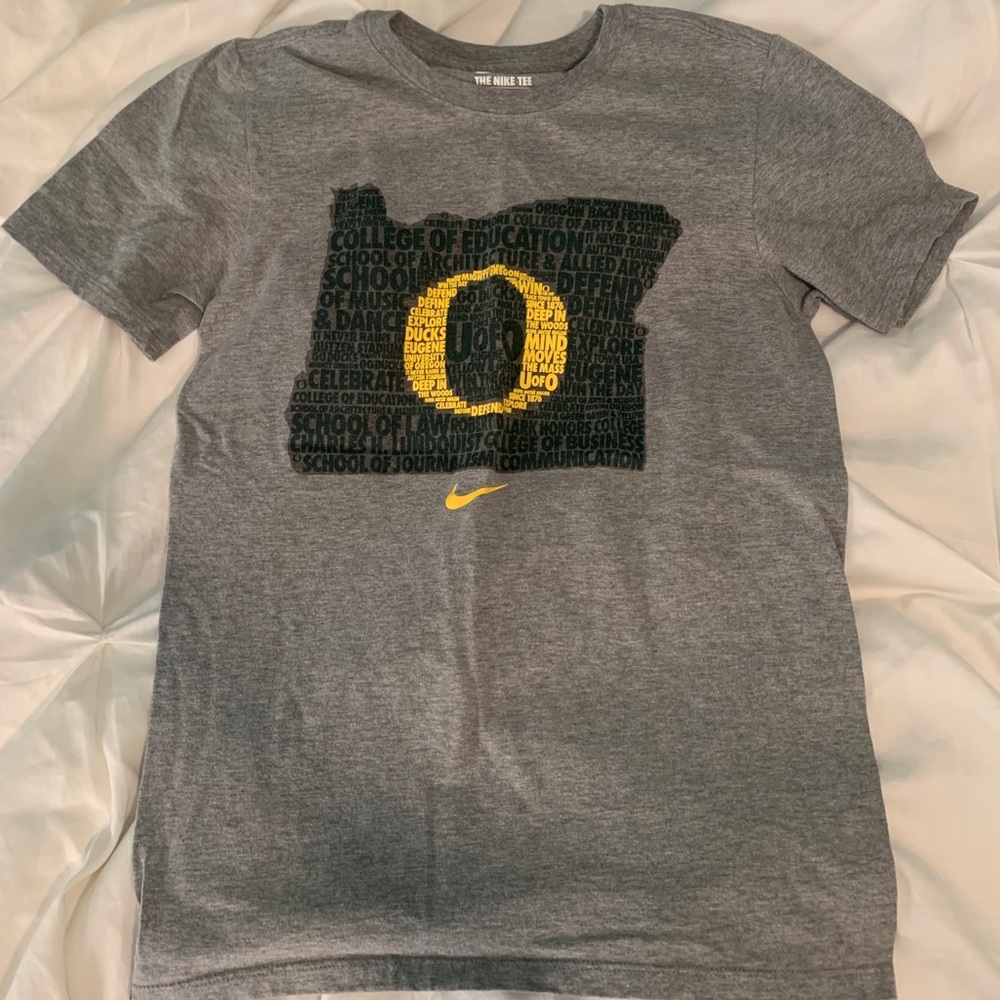 Univ. of Oregon shirt